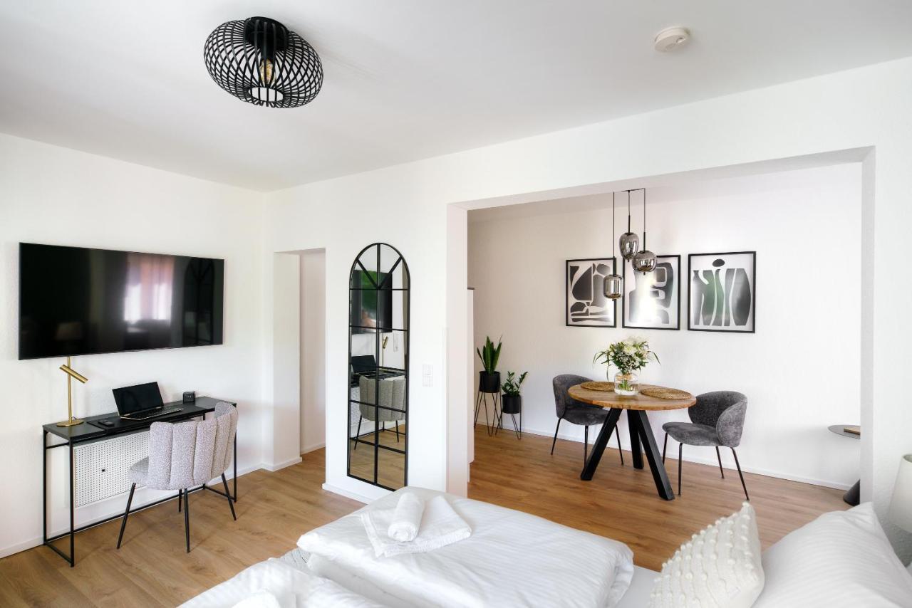 Staytona - Parkpl. - Balkon - Wlan - Netflix - Wfh Таунусщайн Екстериор снимка